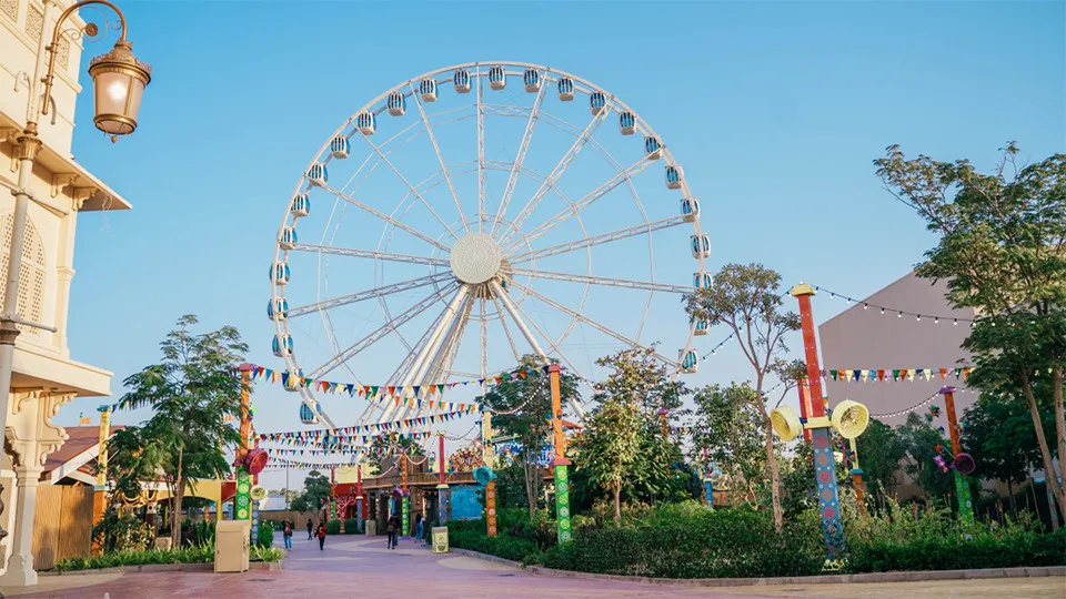 Dubai Parks and Resorts &#8211; Motiongate Dubai - Image 1